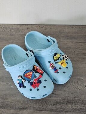 CROCS Kids Blue Classic Clog Boy C 12 Character Charms